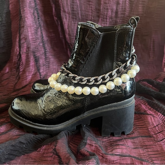 Betsey Johnson Lug Sole Patent Boots with Chain and Pearl Detail - Size 6.5 - Picture 6 of 10